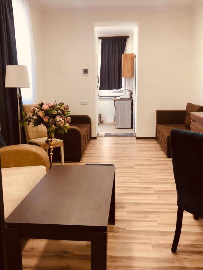 Hasi Hotel Jermuk Eksteriør bilde