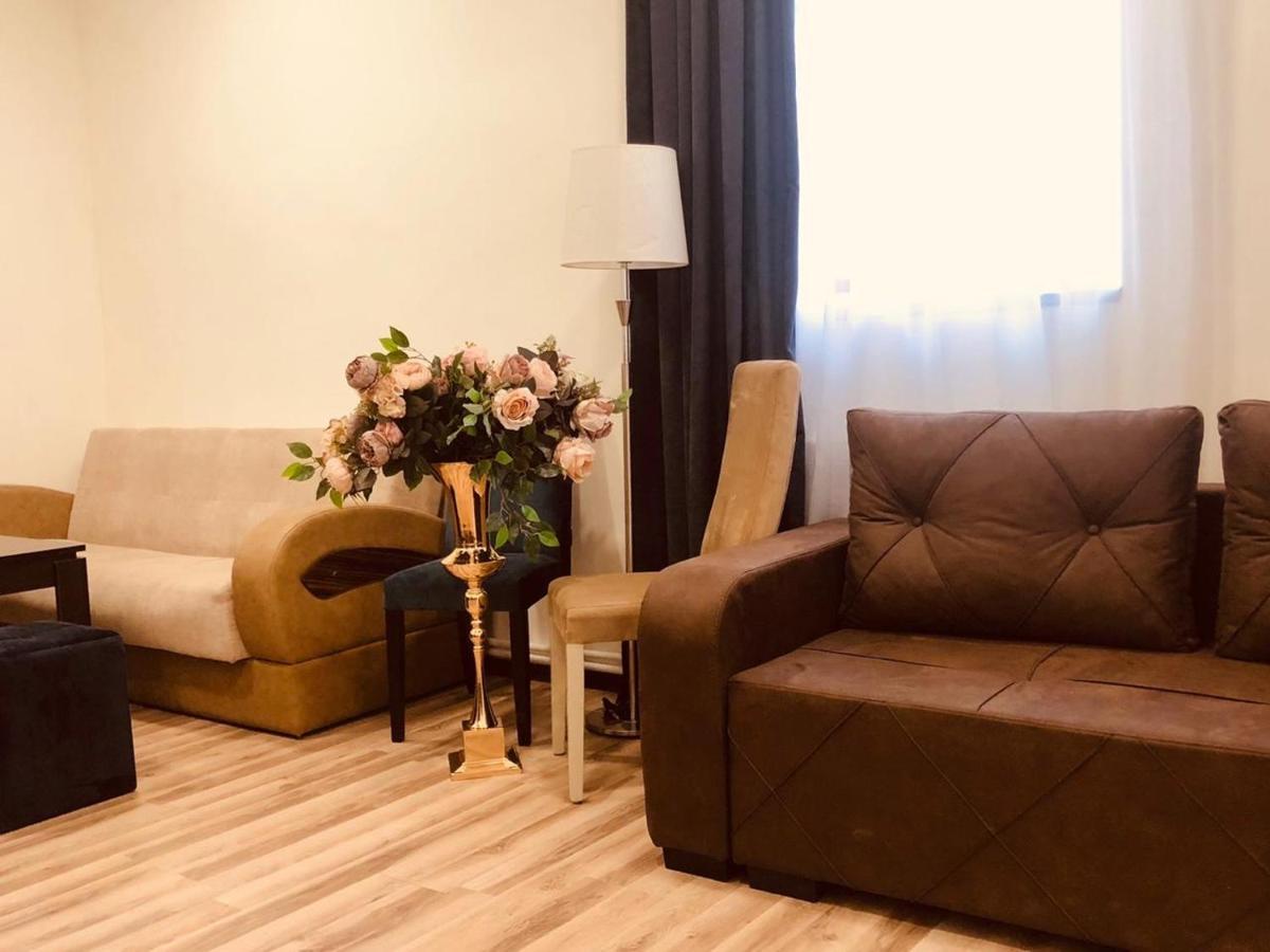 Hasi Hotel Jermuk Eksteriør bilde